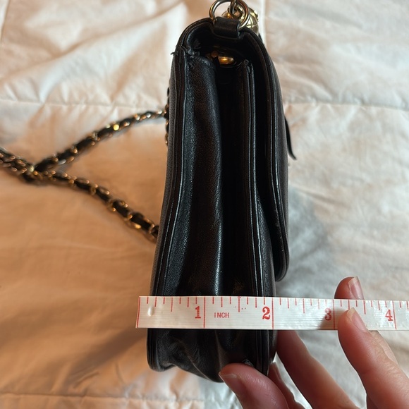 Vintage Chanel Crossbody Bag - Picture 9 of 12